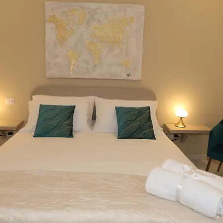 Antico Vicolo Bed & Breakfast 4*